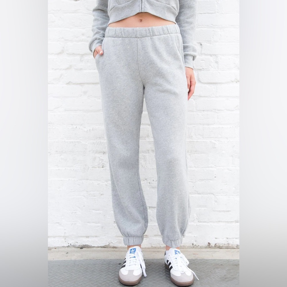 Brandy Melville grey Rosa sweatpants
